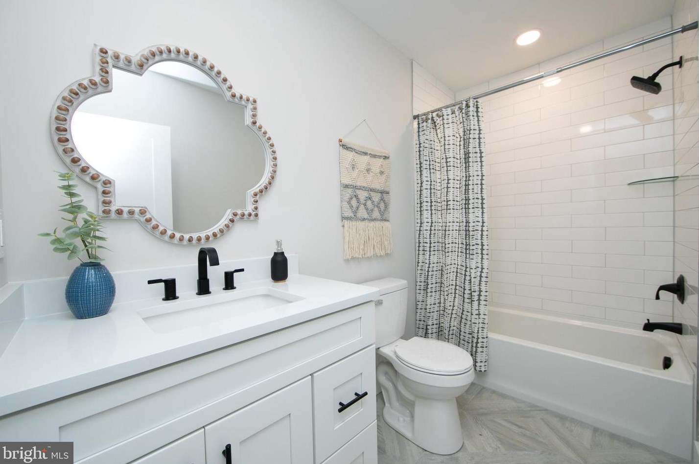 1014 Belmont Ave, Camden NJ 08108-3223 exterior