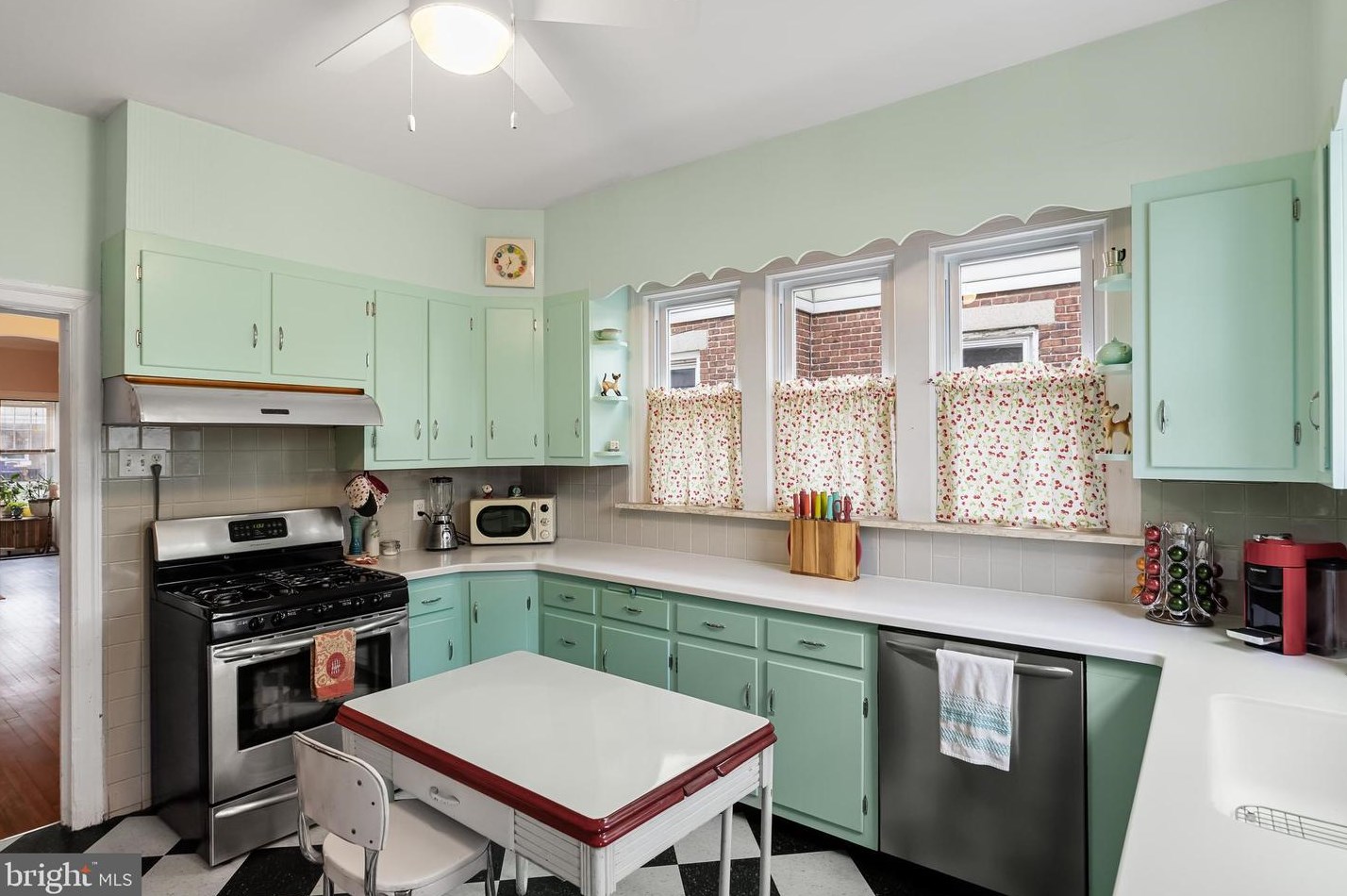 179 Lawnside Ave, Camden NJ  08108-1937 exterior