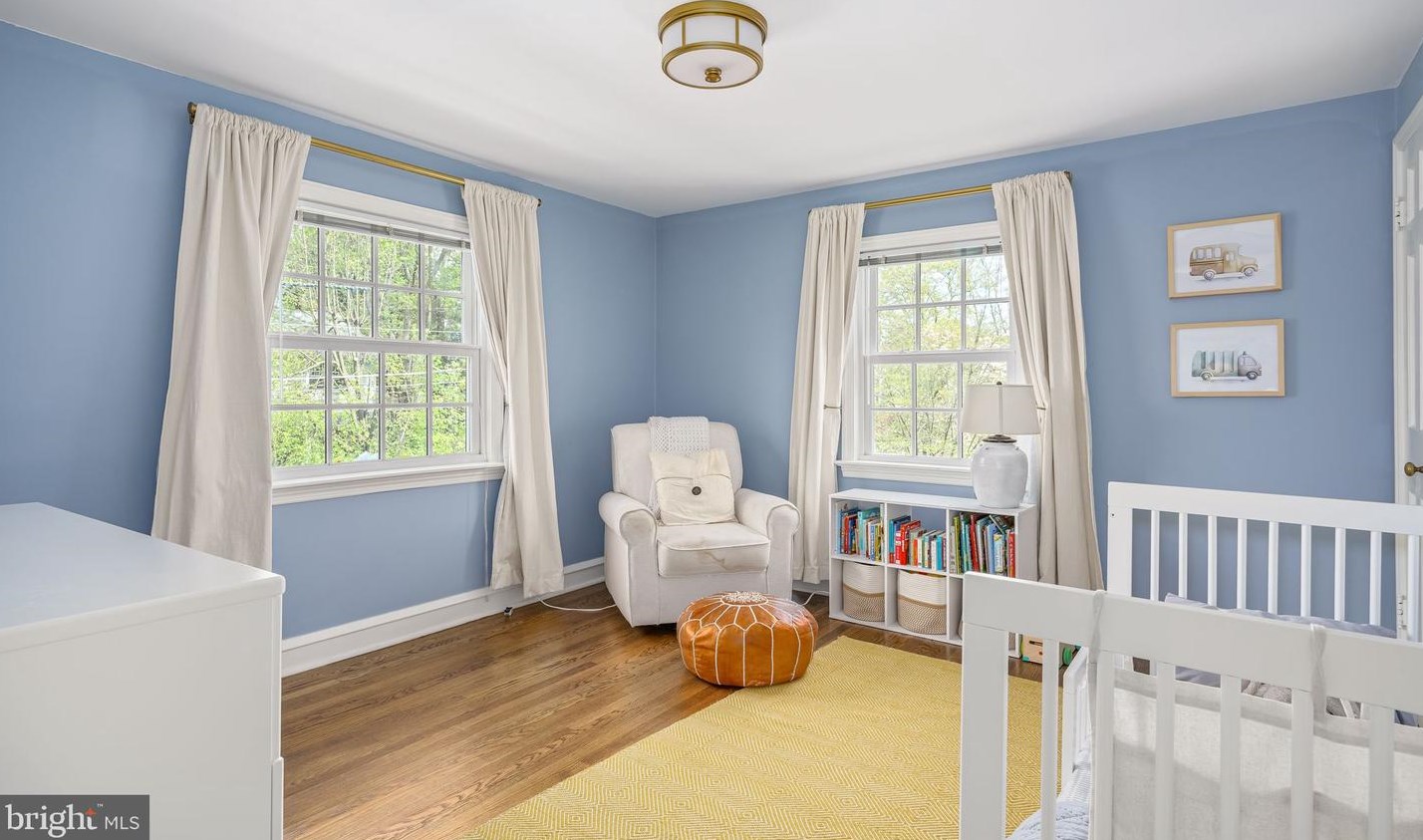 300 Mt Vernon Ave, Haddonfield NJ 08033-2522 exterior