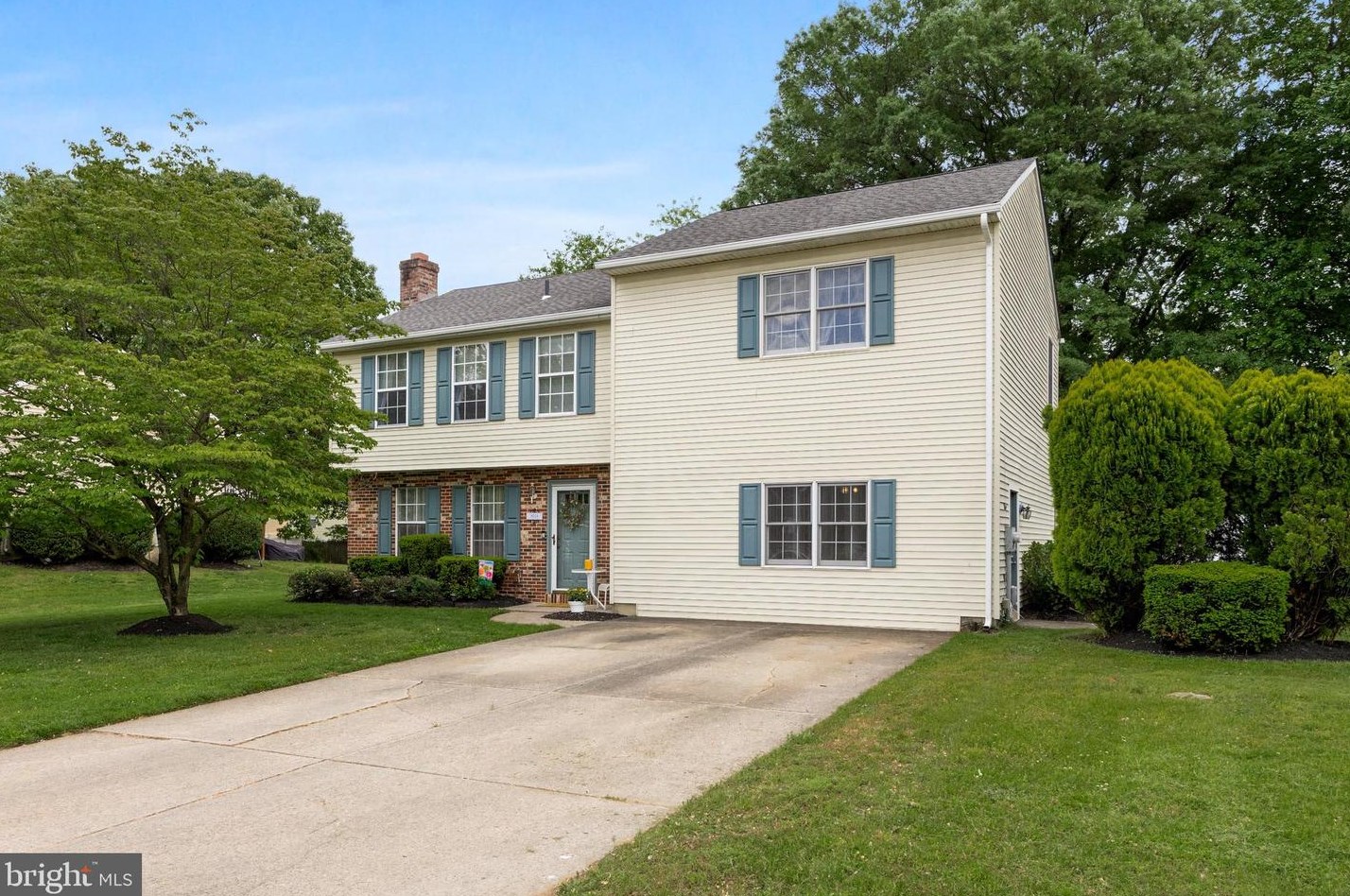 8314 Collins Ave, Camden, NJ 08109