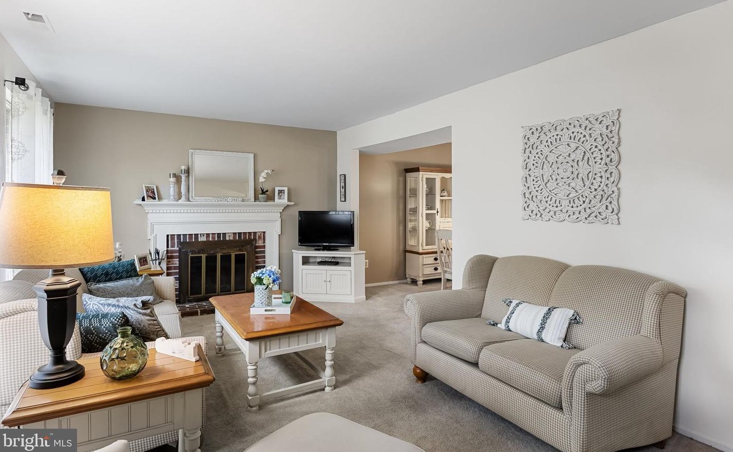 8314 Collins Ave, Camden NJ 08109-3567 exterior