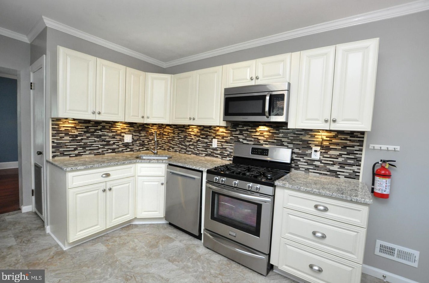 6540 Githens Ave, Camden NJ  08109-2417 exterior