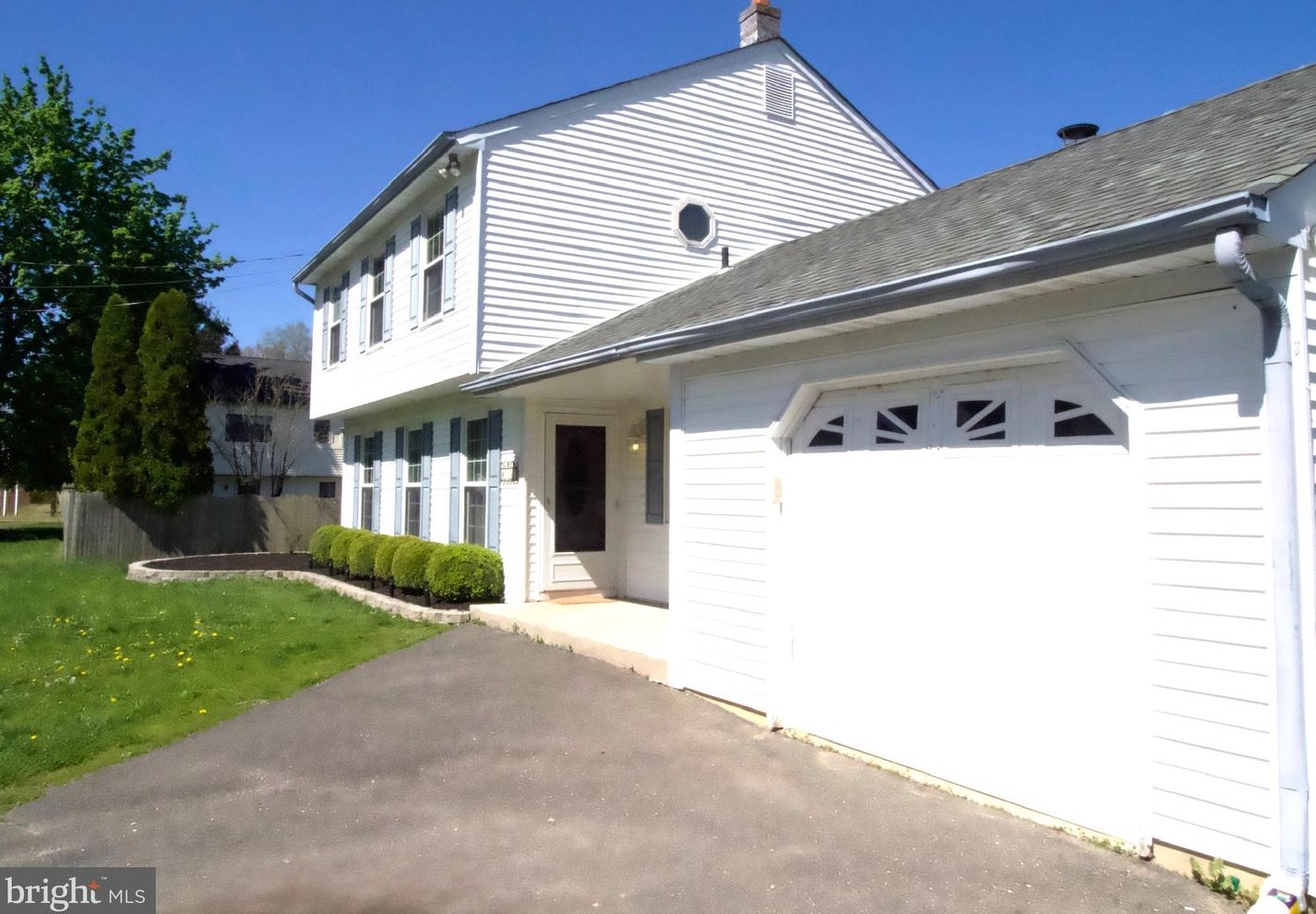 137 Davis Ave, Erial, NJ 08081