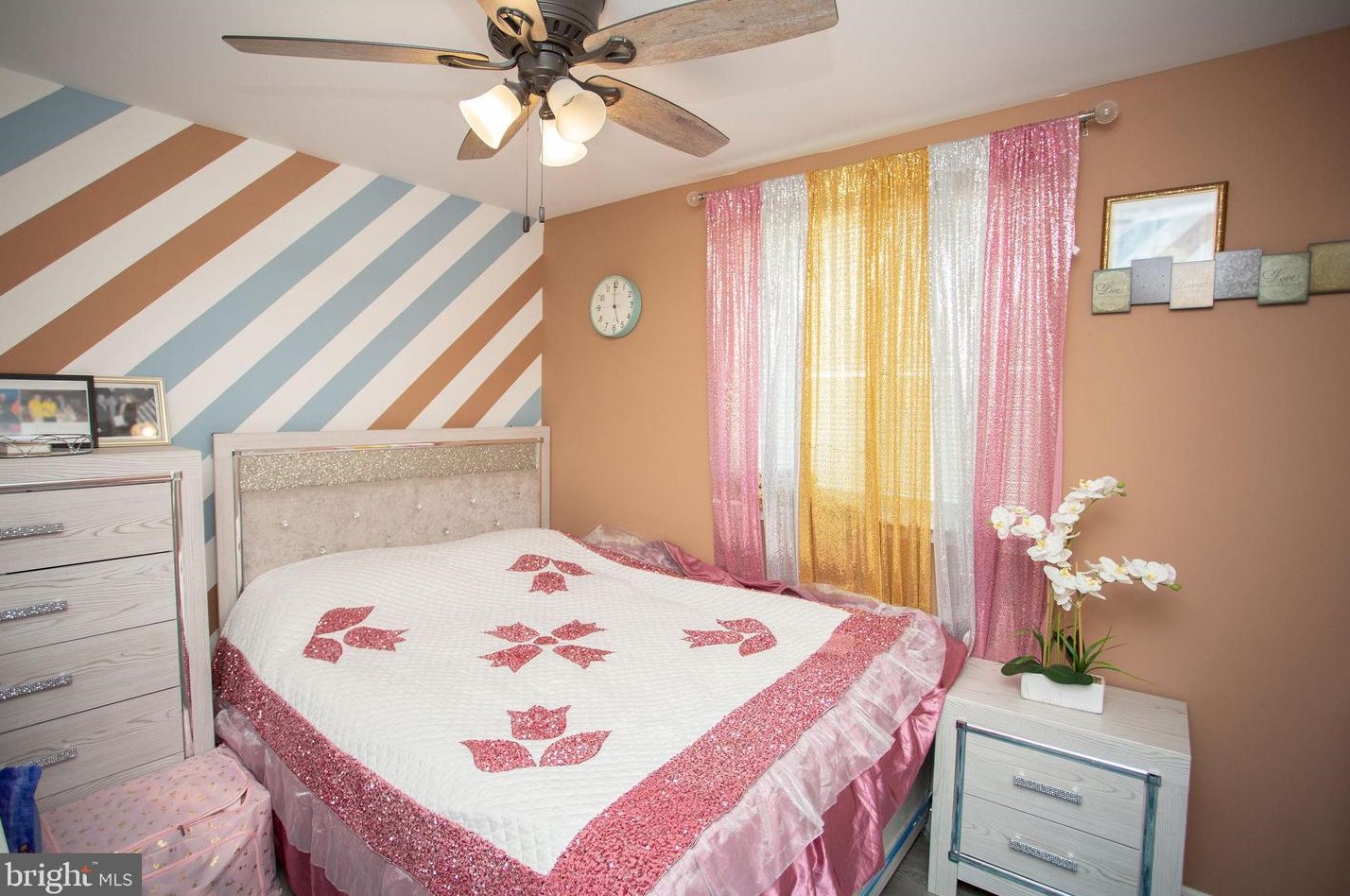 8421 Wyndam Rd, Camden NJ  08109-3219 exterior