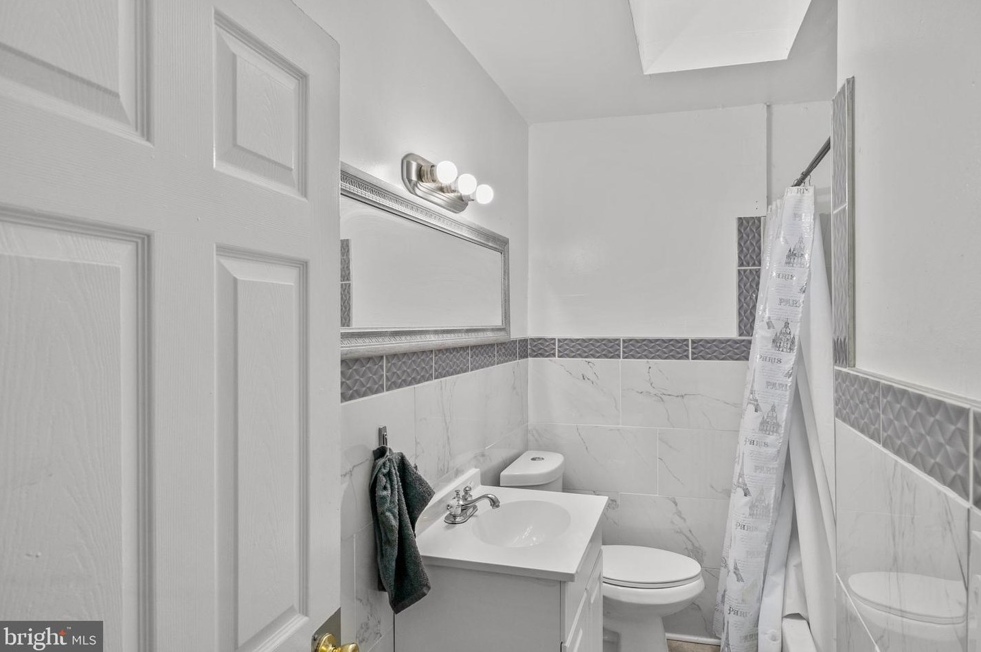 406 Rand St, Camden NJ 08105-2712 exterior