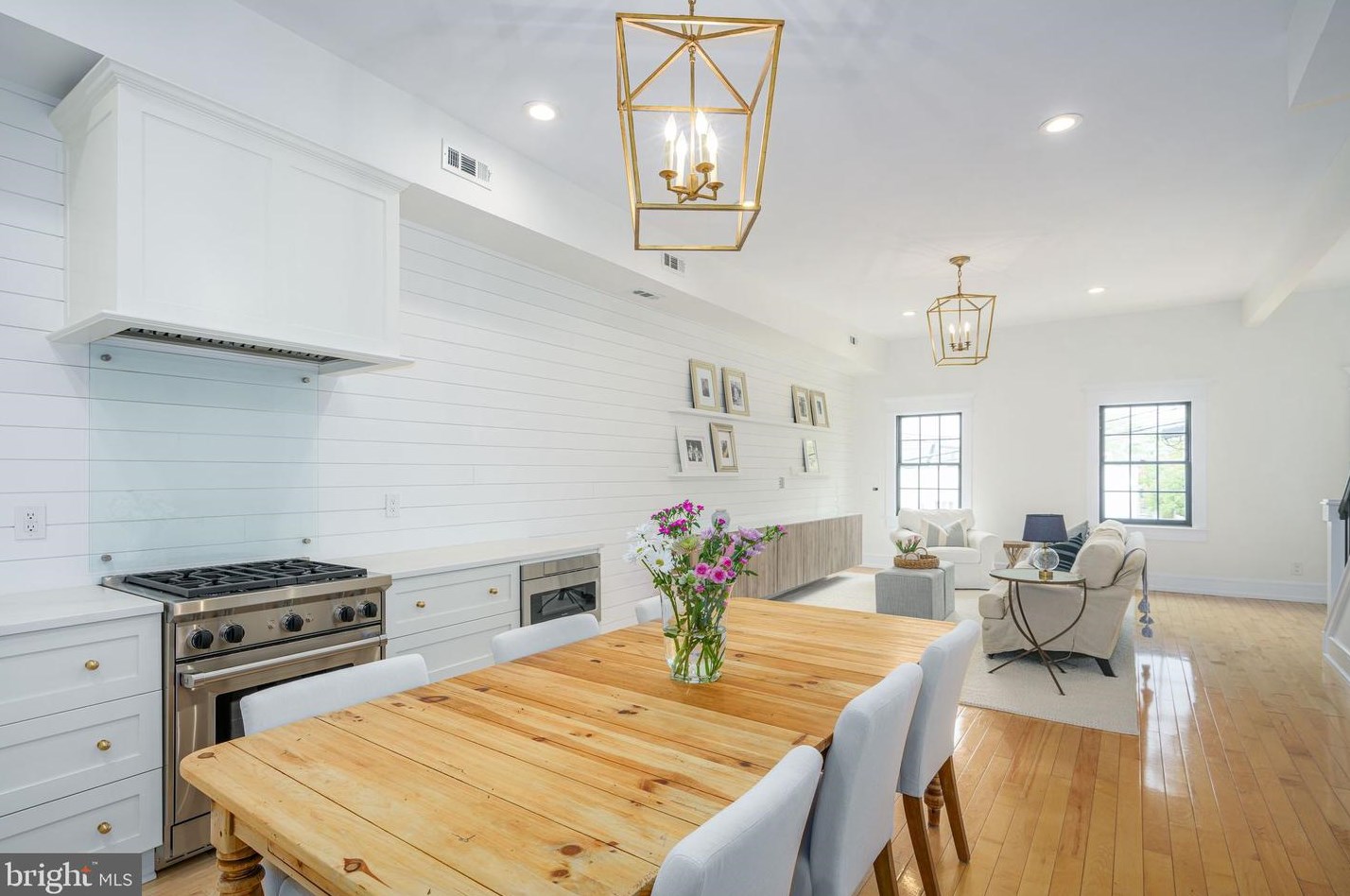 25 Mechanic St, Haddonfield NJ 08033-2411 exterior