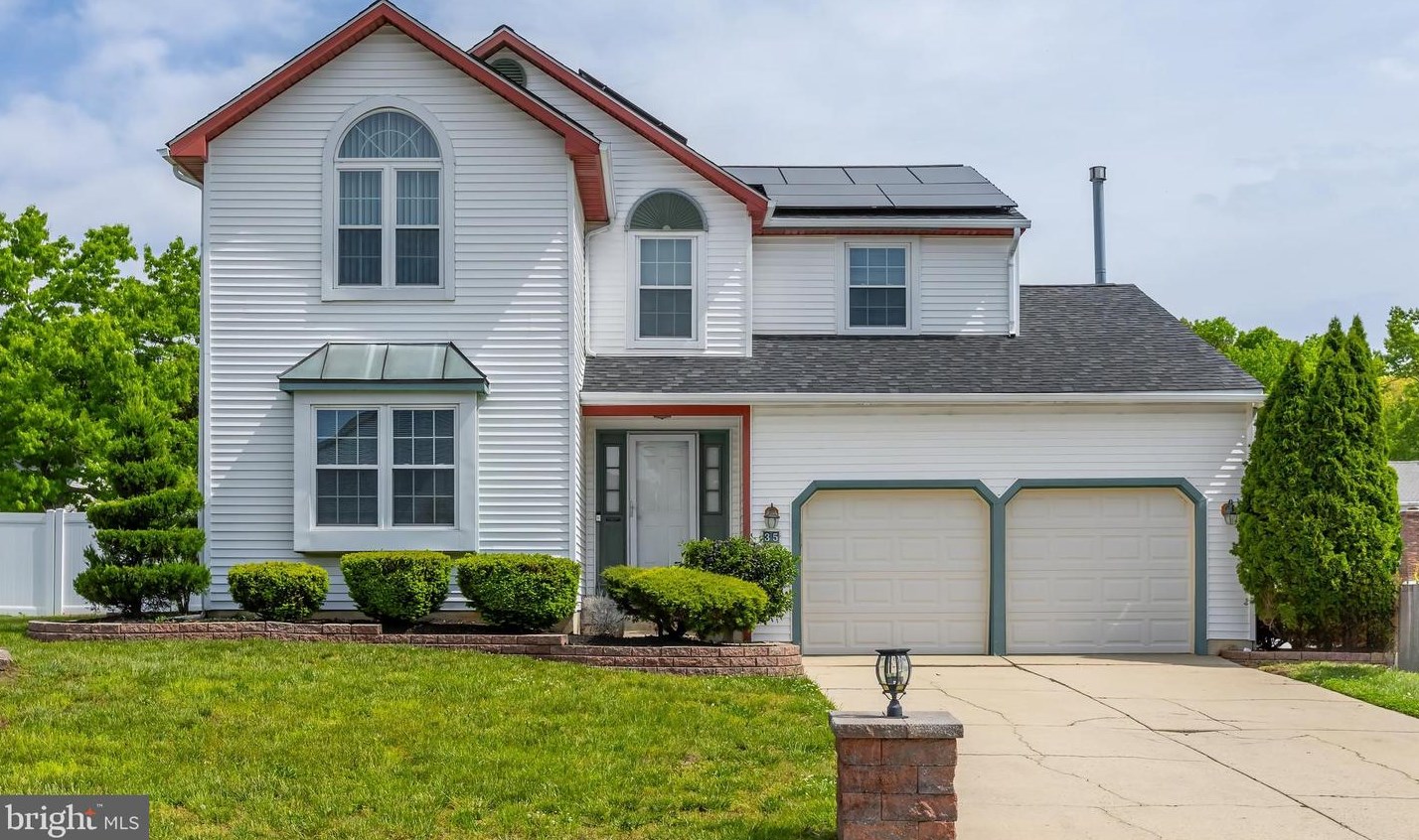 35 Orlando Dr, Erial, NJ 08081