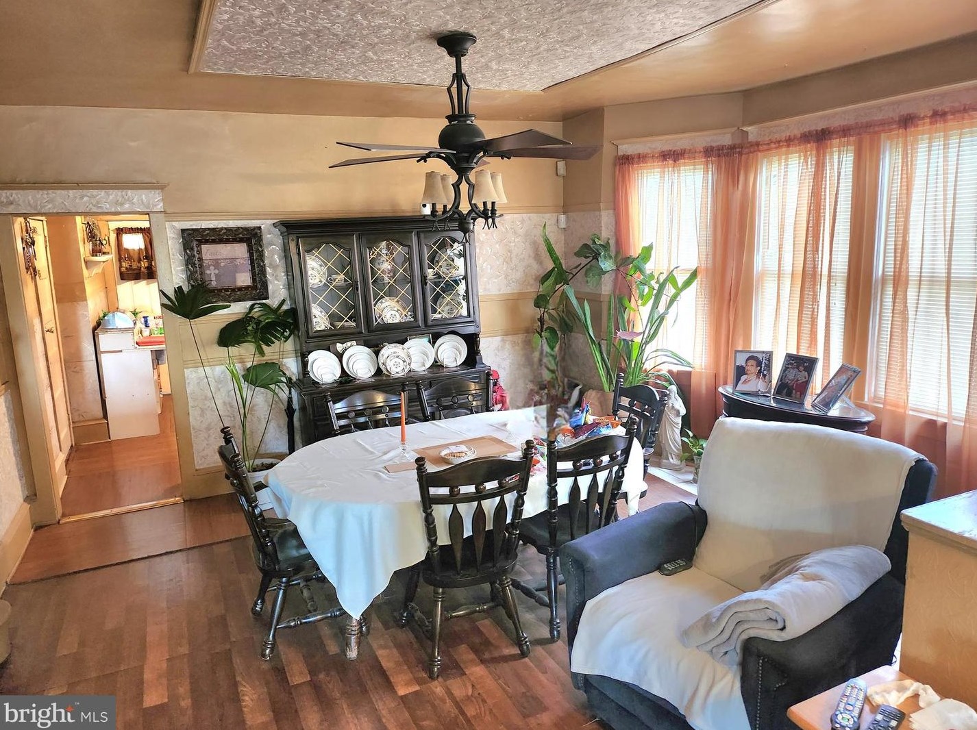 410 34th St, Camden NJ  08105-1606 exterior