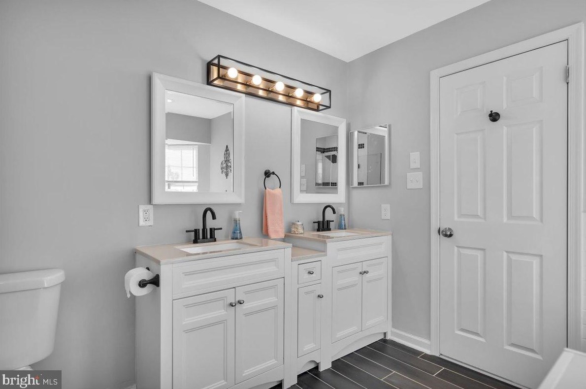 13 Ln Costa Dr, Blenheim NJ 08012-5533 exterior