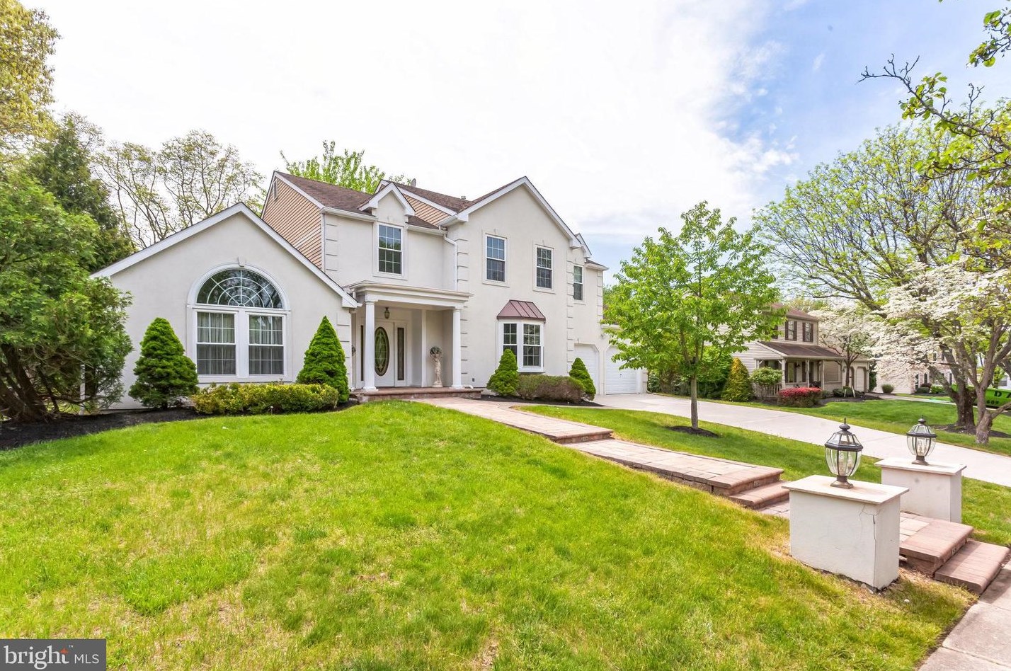37 Radcliffe Dr, Franklin Township, NJ 08043
