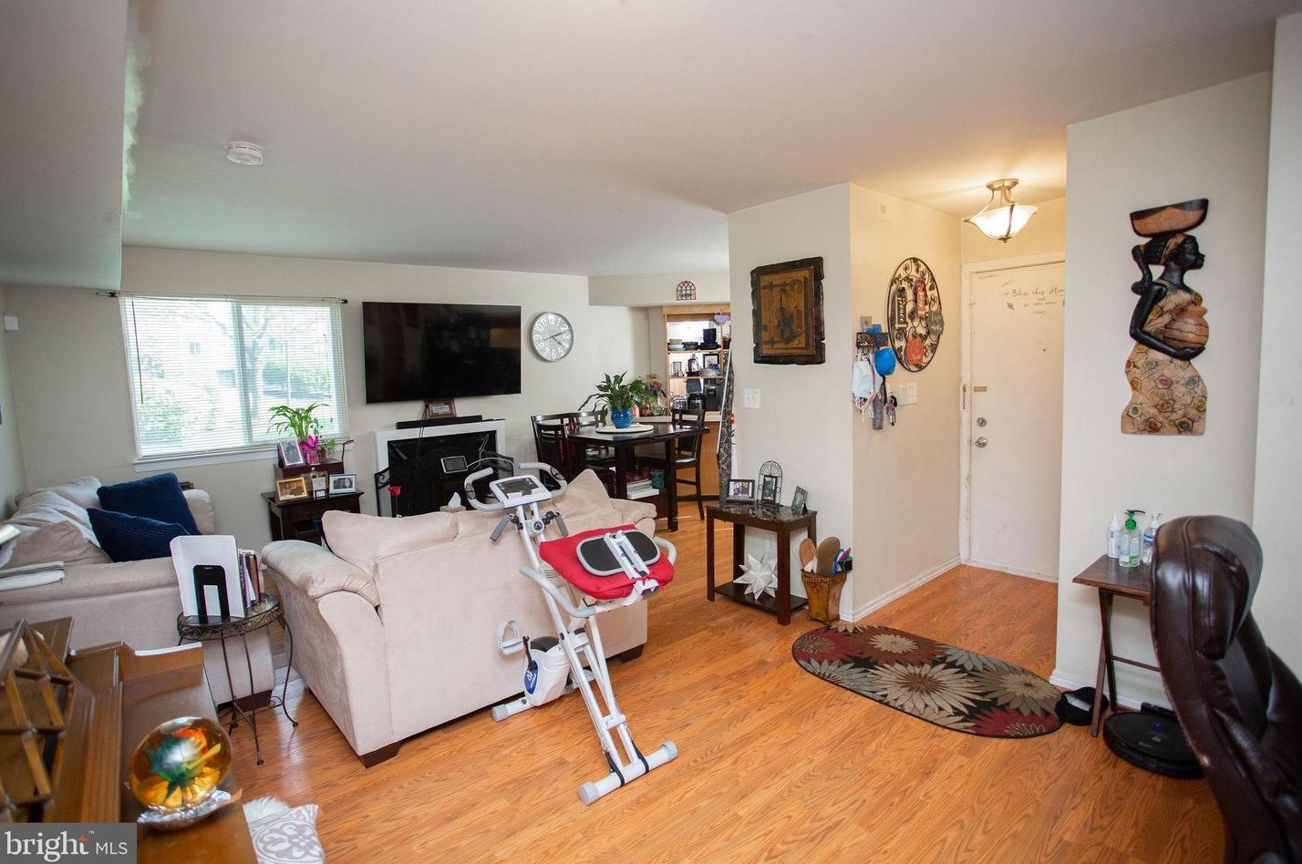 3703 Babe Ct, Franklin Township, NJ 08043
