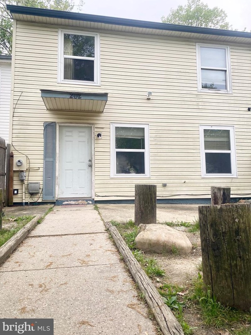 202 Hampshire Rd, Erial, NJ 08081