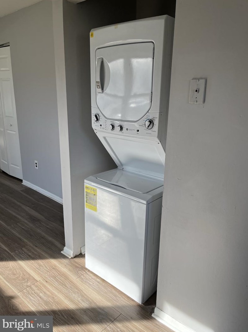 30 Spar Dr, Erial NJ  08081-2302 exterior