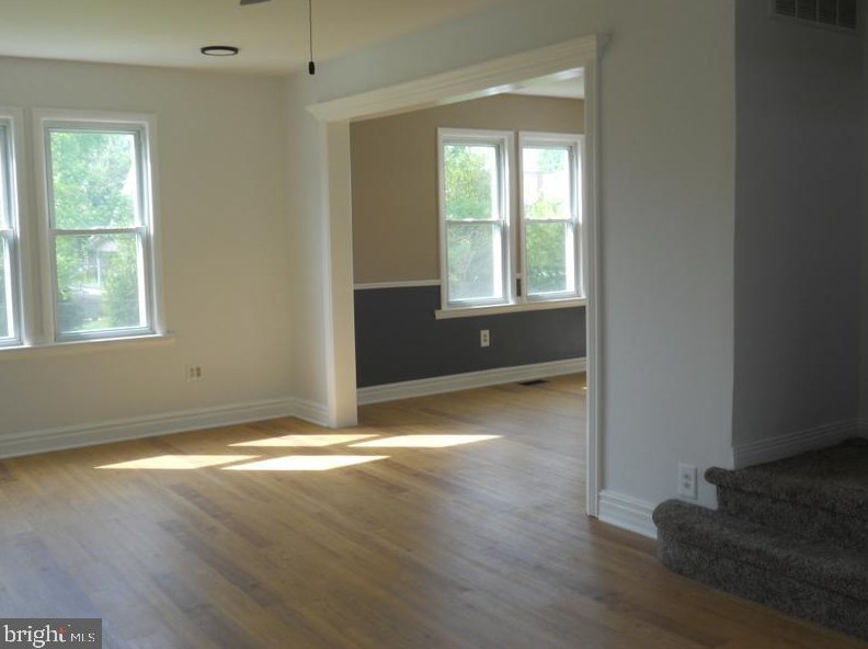 127 Minnetonka Rd, Somerdale NJ 08083-2720 exterior