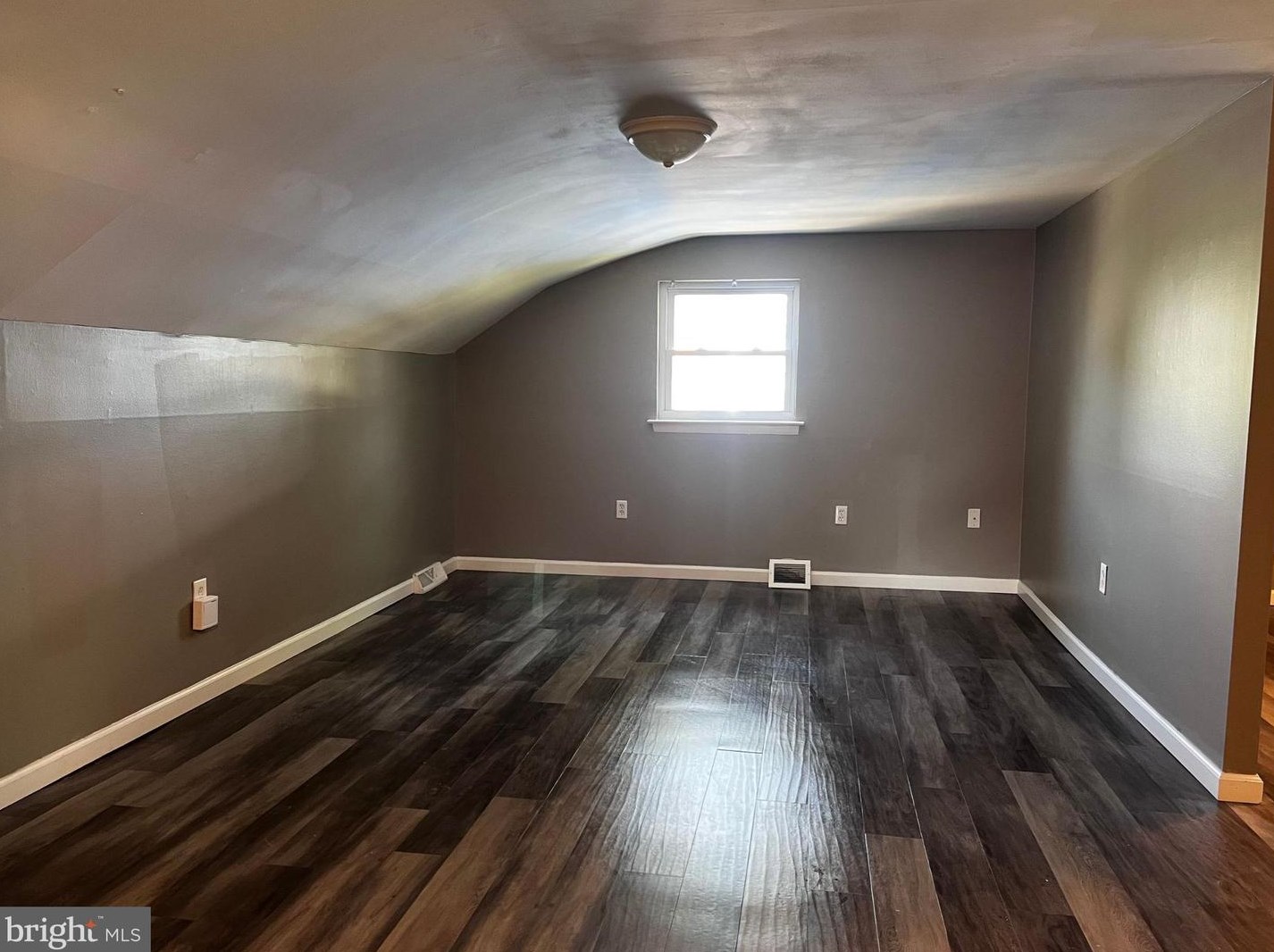 34 Singley Ave, Runnemede, NJ 08078