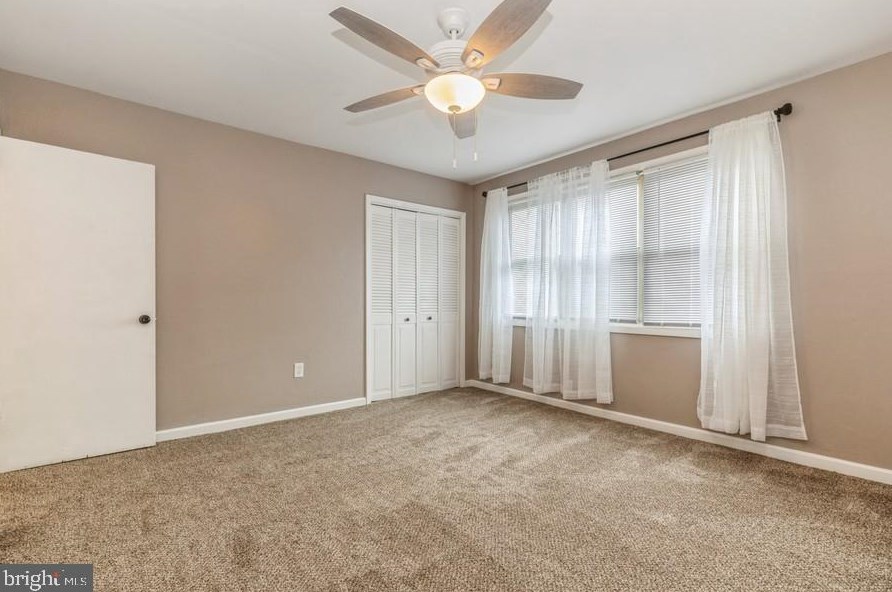 617 Division St, Gloucester NJ 08030-2335 exterior