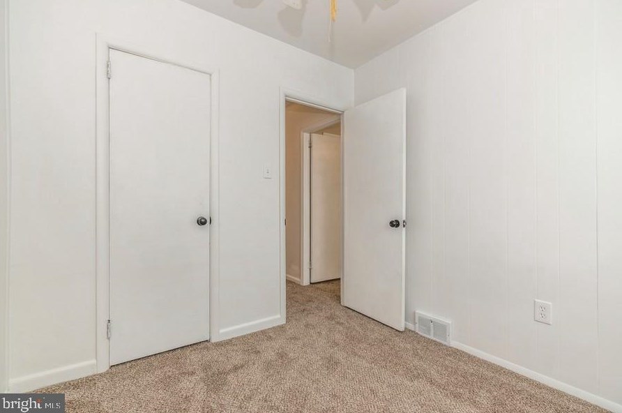 617 Division St, Gloucester NJ 08030-2335 exterior