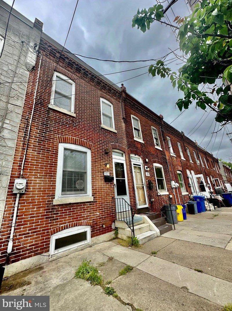 1821 S 4th St, Camden, NJ 08104
