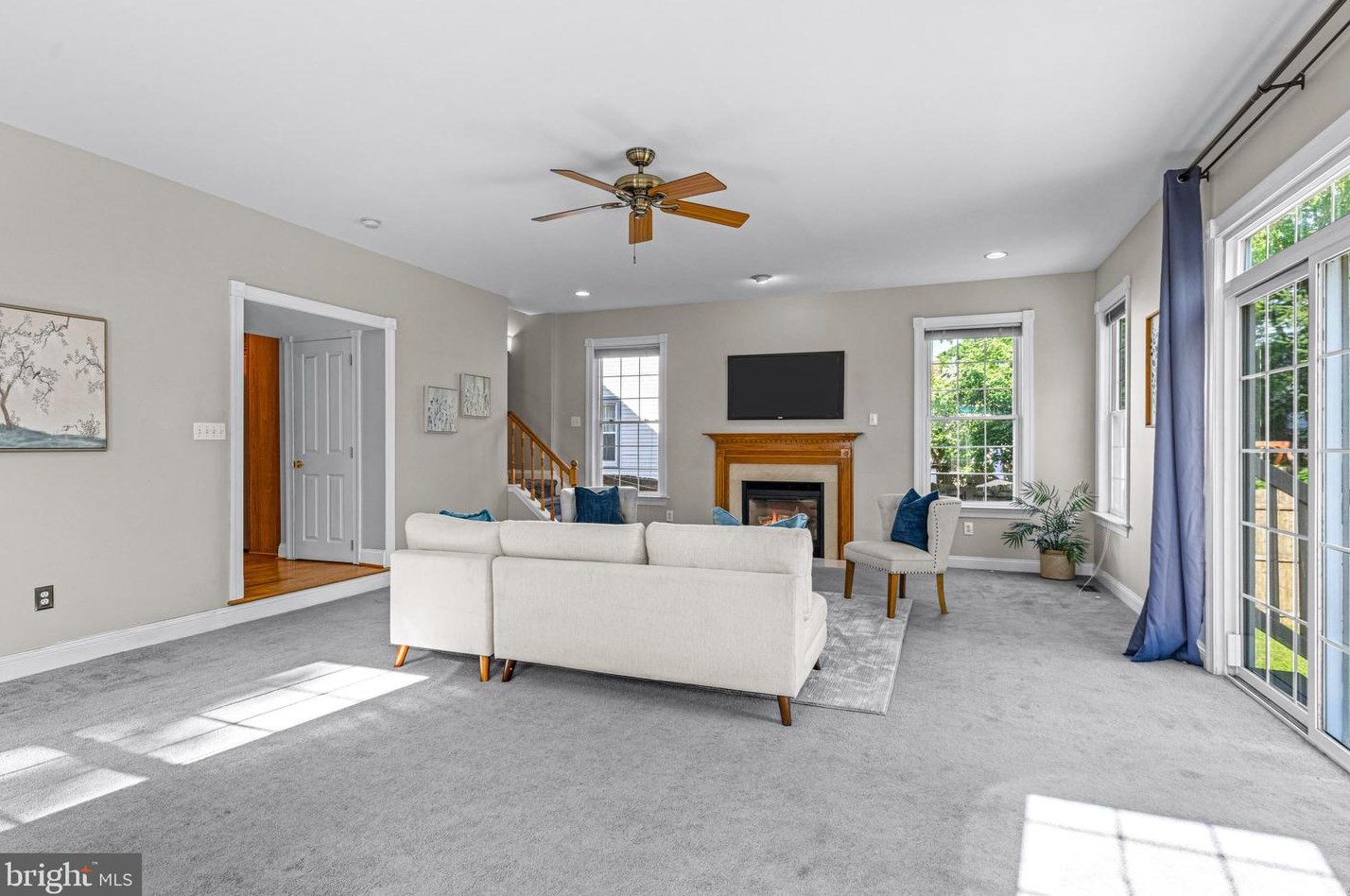 213 Park Ave, Haddonfield NJ 08033-1639 exterior