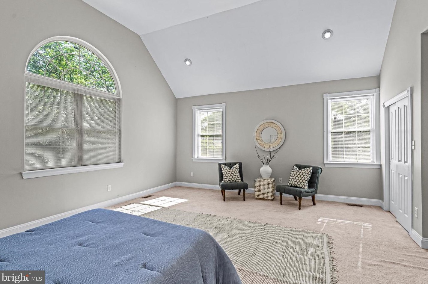 213 Park Ave, Haddonfield NJ 08033-1639 exterior