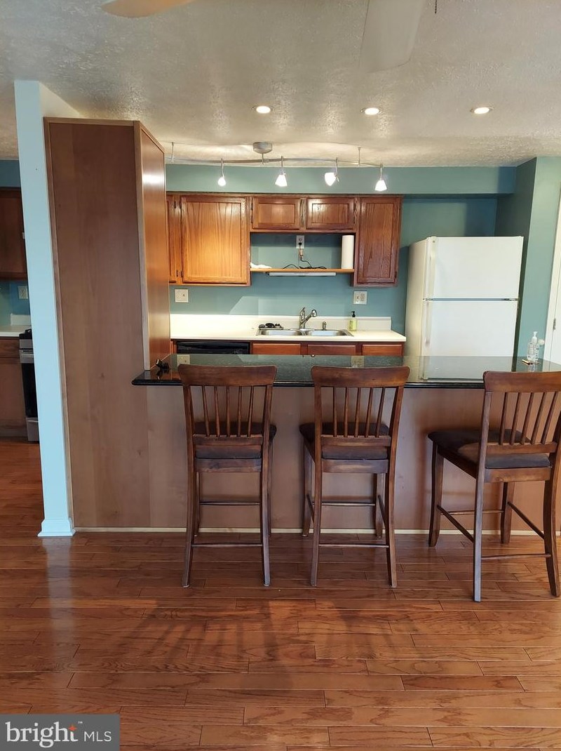 169 Kenwood Dr, Erial, NJ 08081-4204