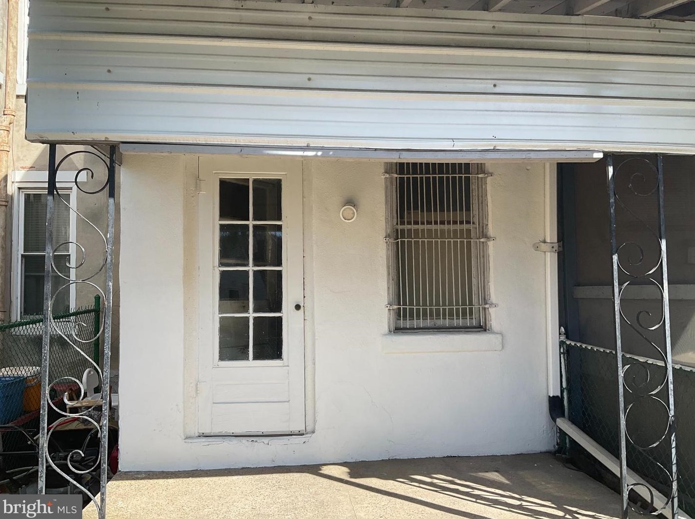 712 Spruce St, Camden NJ 08103-3230 exterior