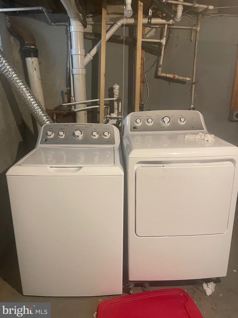 1291 Browning St, Camden NJ 08104-2010 exterior