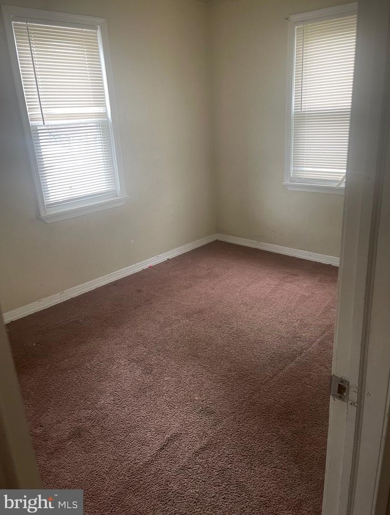 1291 Browning St, Camden NJ 08104-2010 exterior