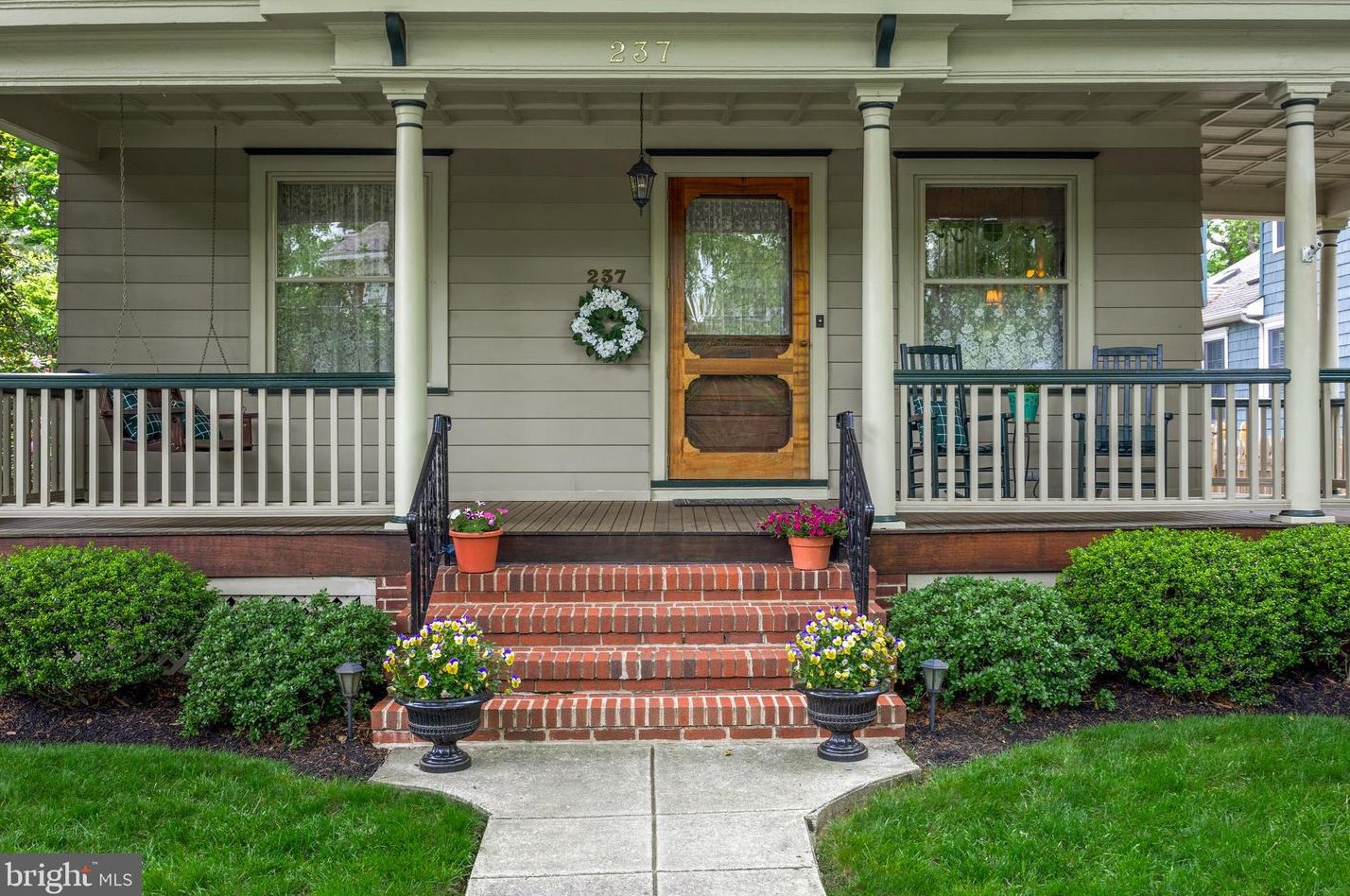 237 Mountwell Ave, Haddonfield NJ 08033-3311 exterior