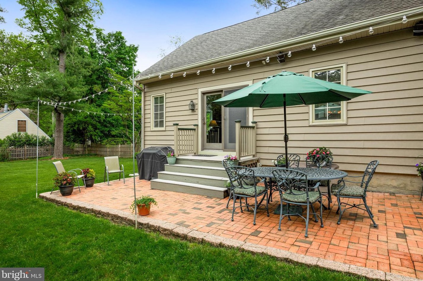 237 Mountwell Ave, Haddonfield NJ 08033-3311 exterior