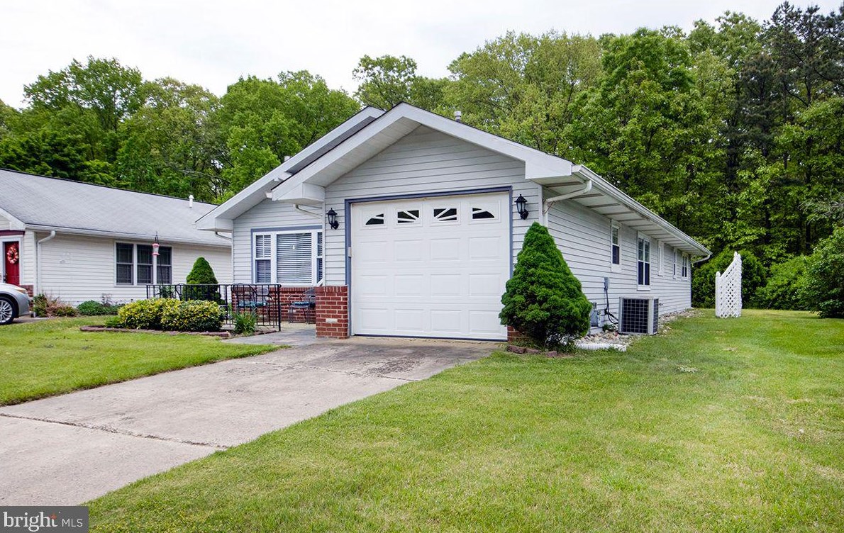 235 Elmtowne Blvd, Elm, NJ 08037-2539