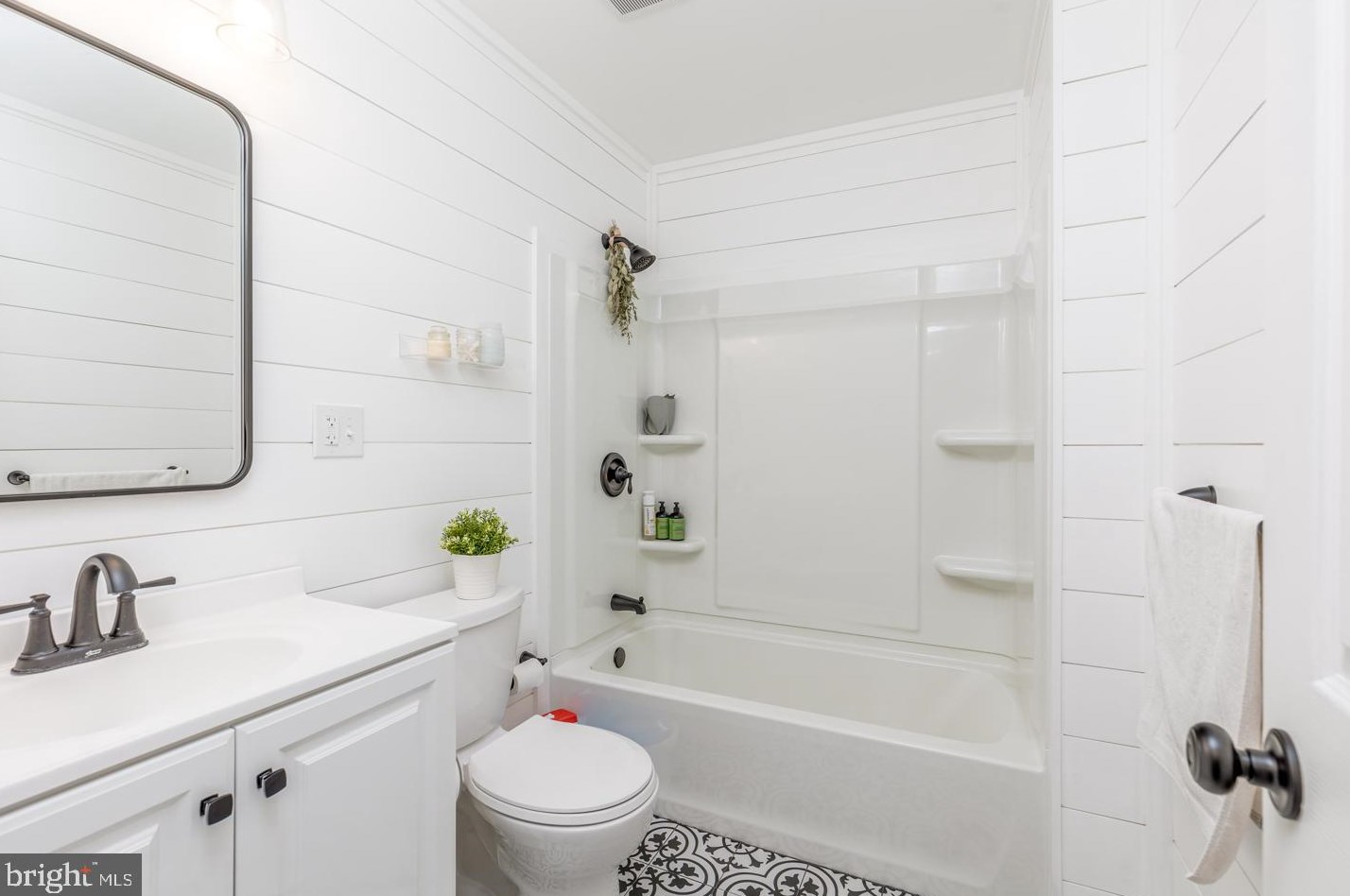 612 Sycamore Ter, Haddon Heights NJ 08035-1725 exterior