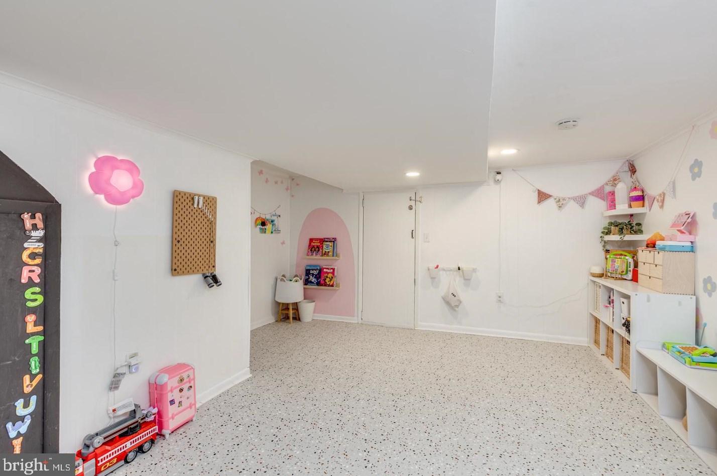 612 Sycamore Ter, Haddon Heights NJ 08035-1725 exterior