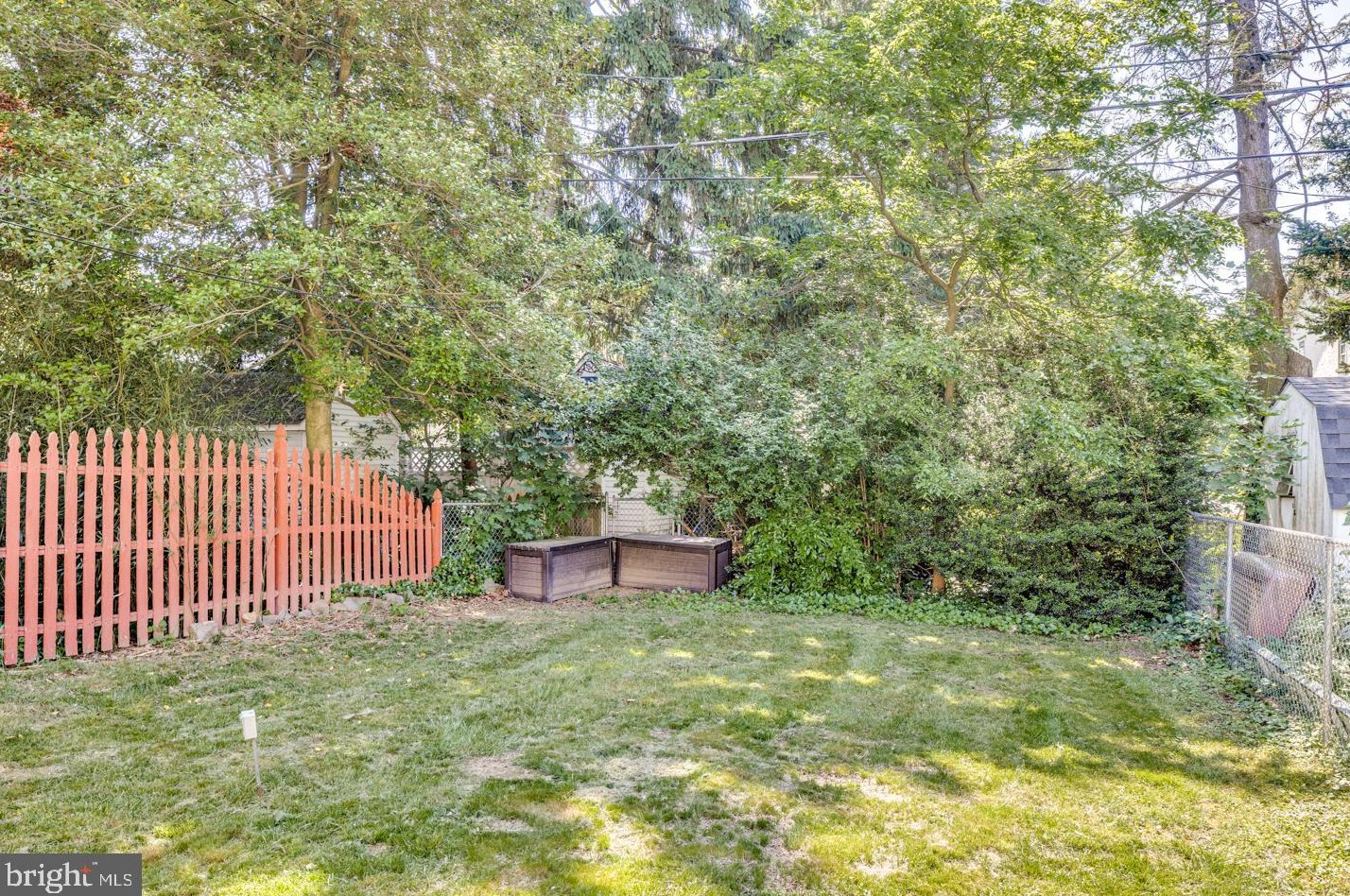 612 Sycamore Ter, Haddon Heights NJ 08035-1725 exterior