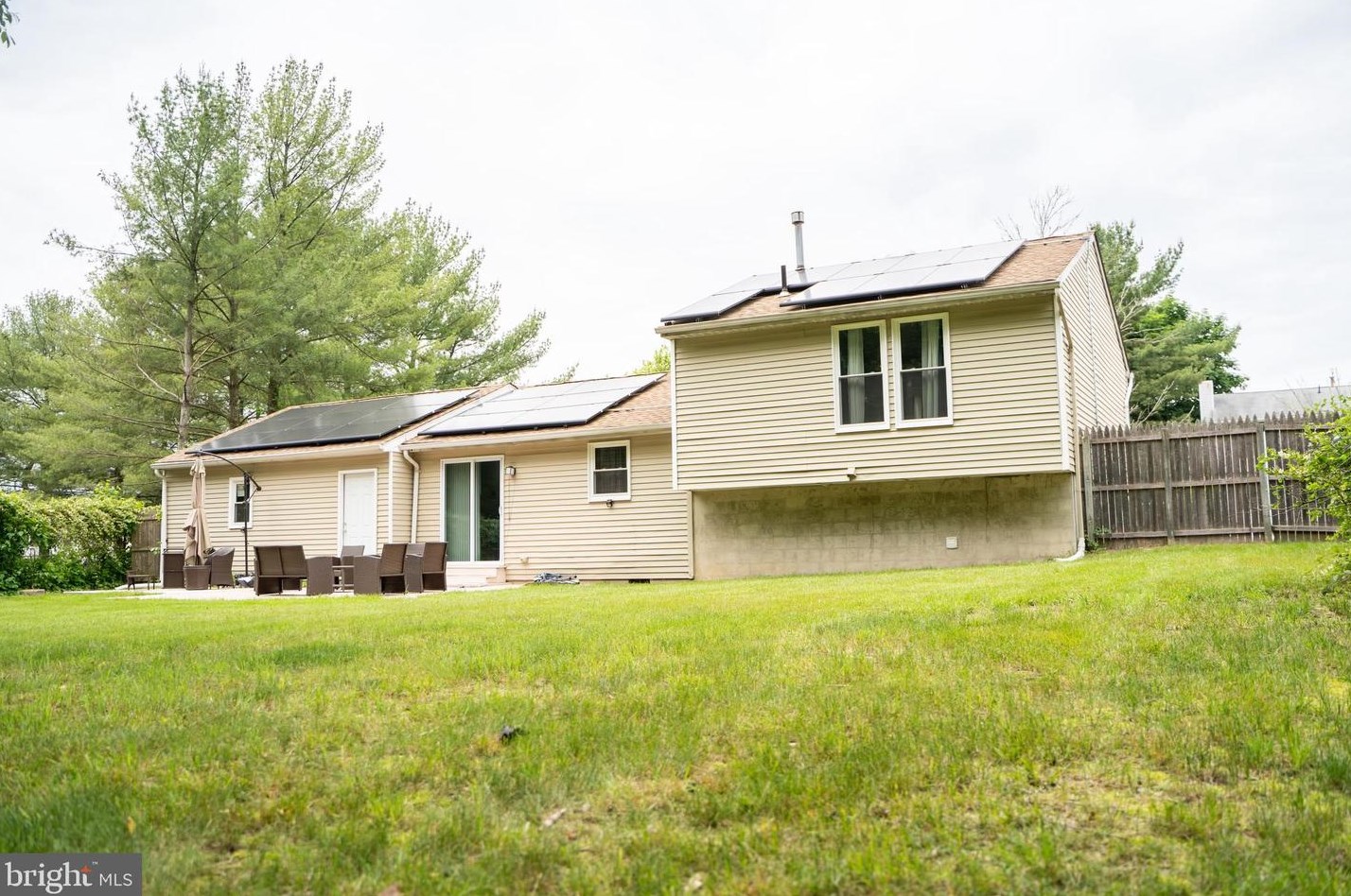 8 Drexel Gate Dr, Erial NJ  08081-2803 exterior