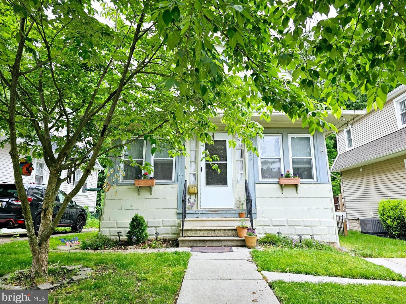 135 E Ormond Ave, Camden, NJ 08107