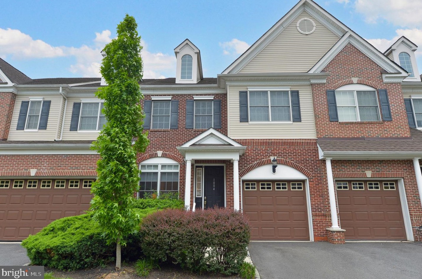 1004 Pacer Ct, Cherry Hill, NJ 08002