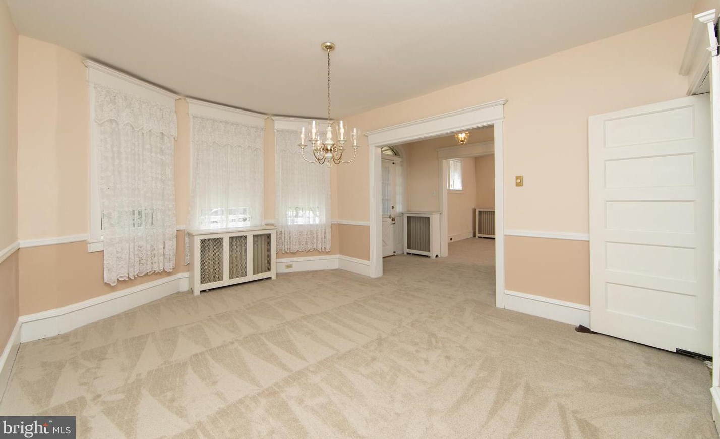 405 Westmont Ave, Haddonfield NJ 08033-2318 exterior