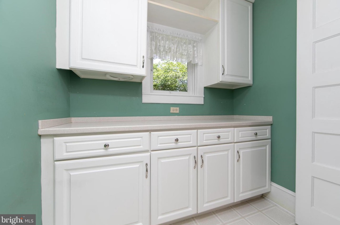 405 Westmont Ave, Haddonfield NJ 08033-2318 exterior