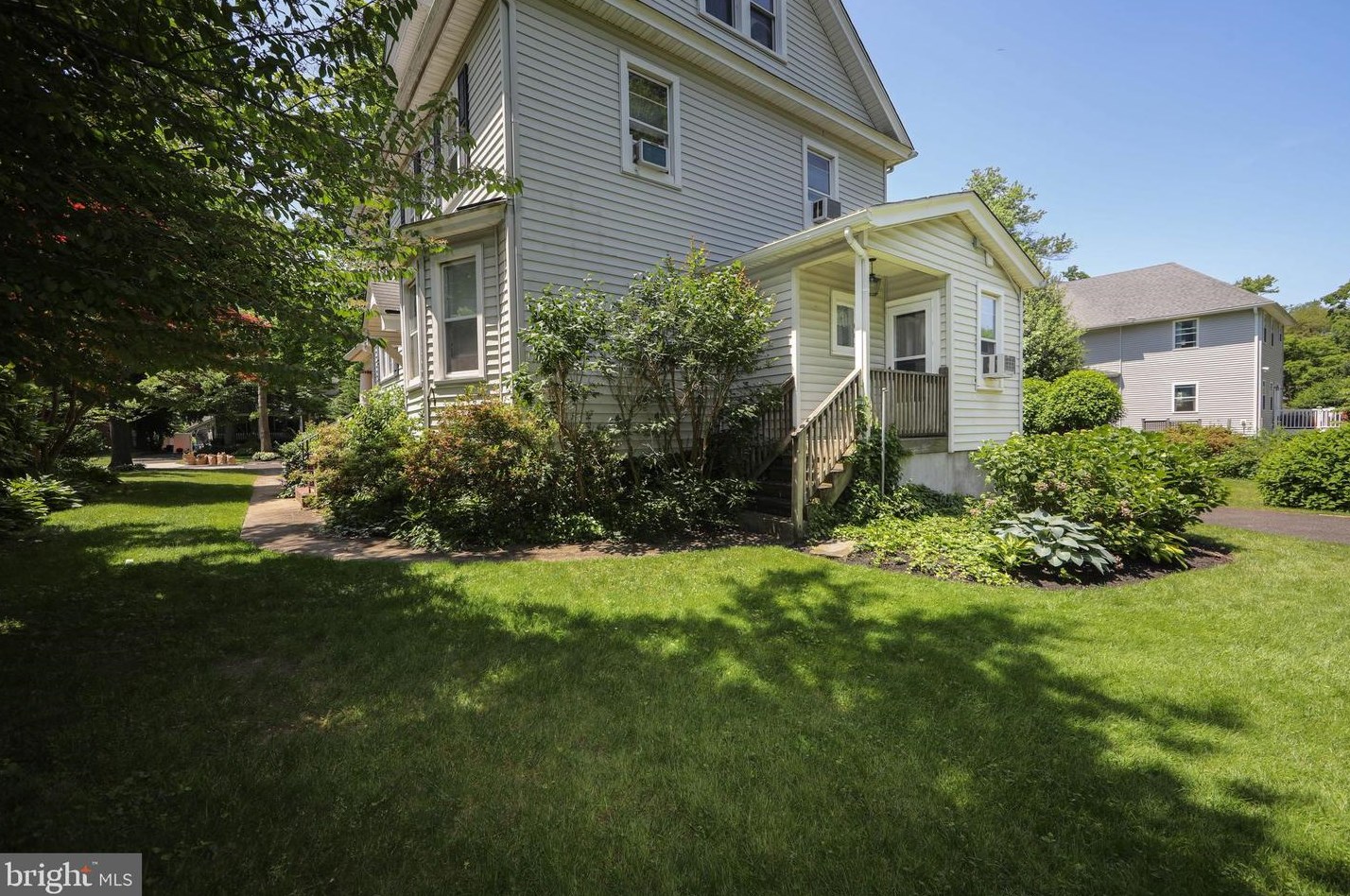 405 Westmont Ave, Haddonfield NJ 08033-2318 exterior