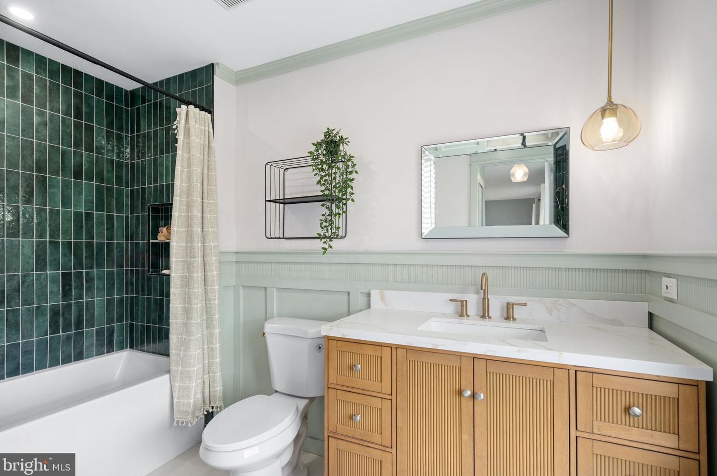 103 Washington Ave, Camden NJ 08108-1535 exterior