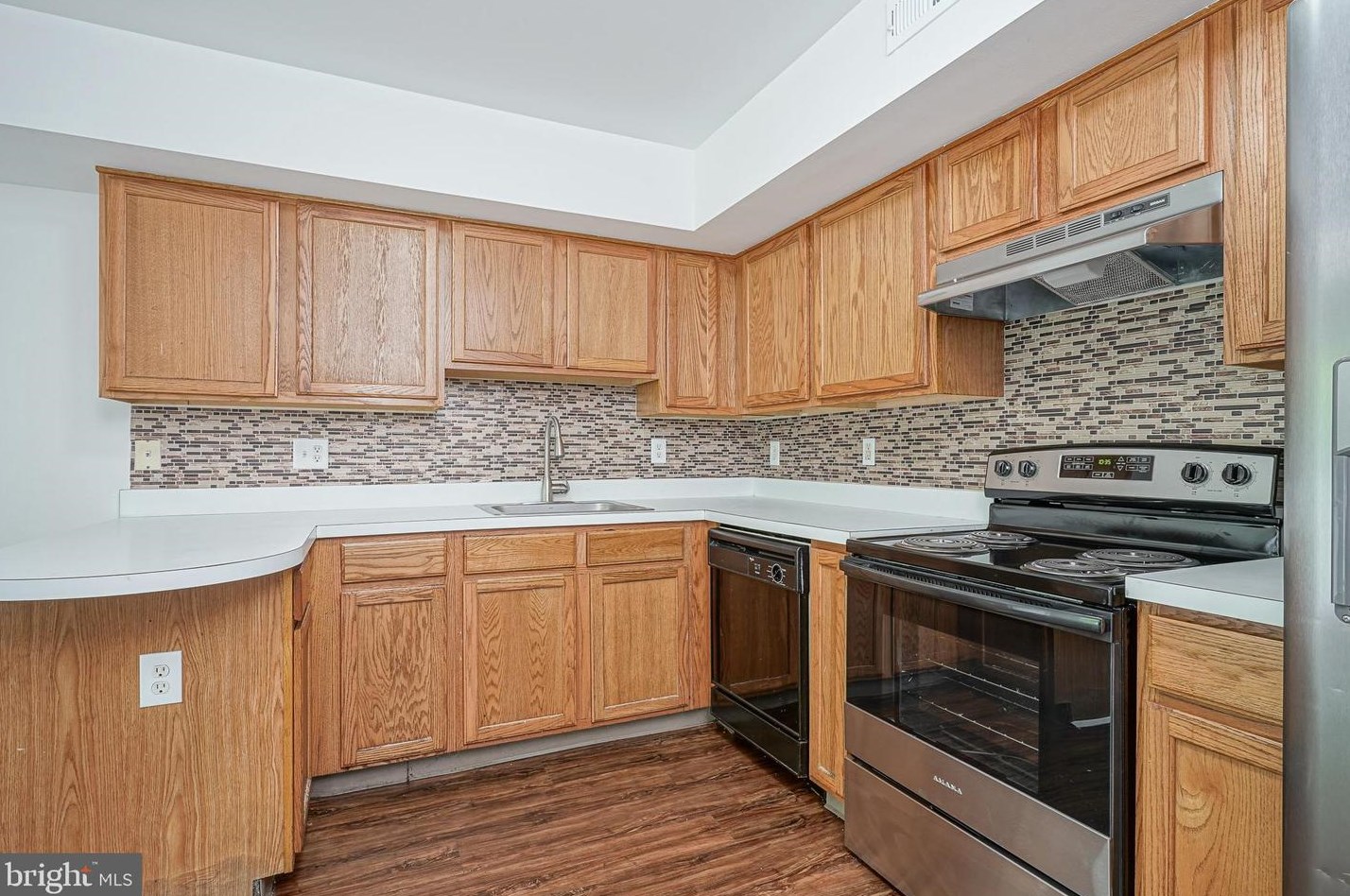 92 High Meadows Dr, Erial, NJ 08081-1986