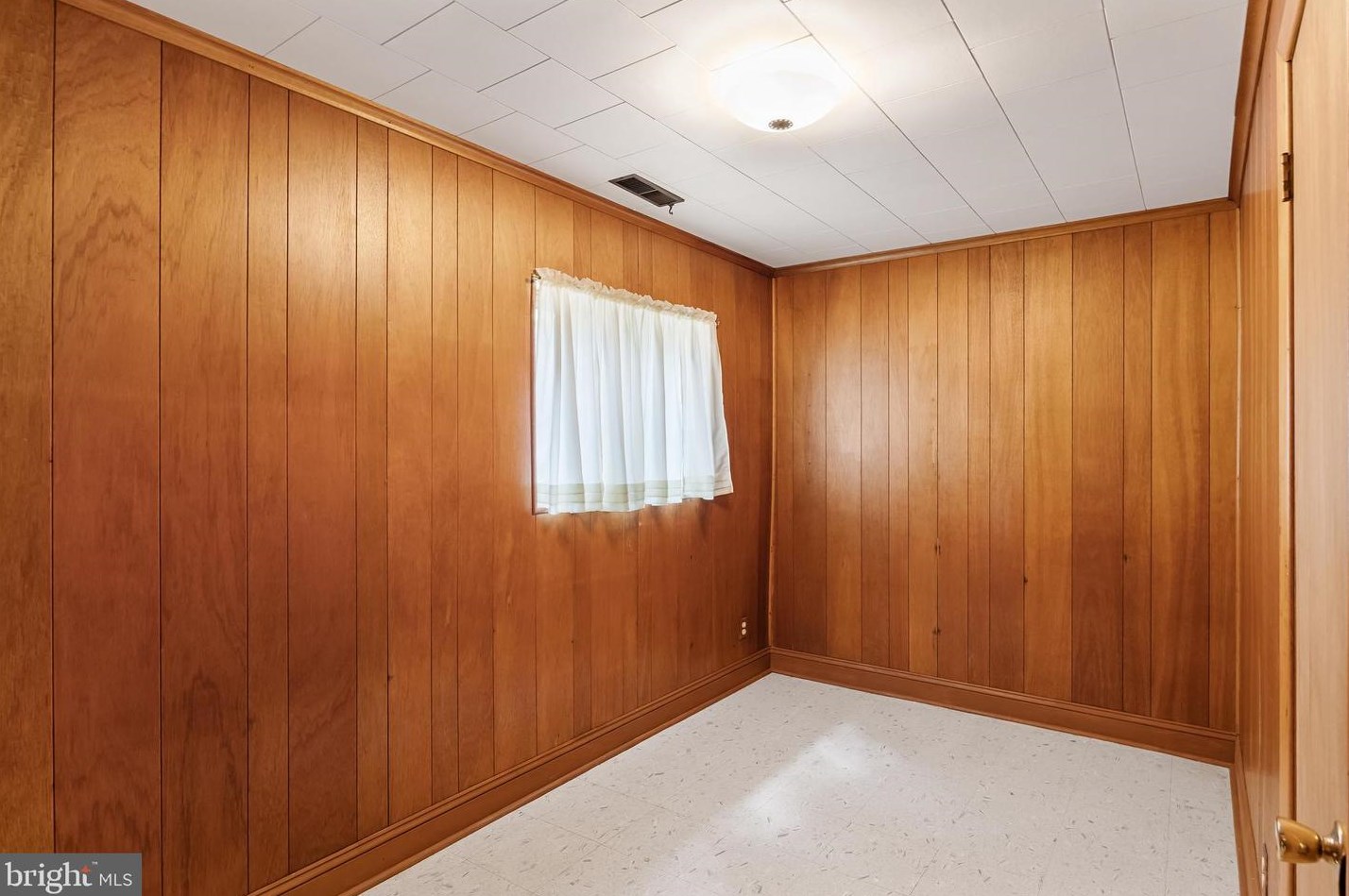 7119 Browning Rd, Camden NJ 08107-1916 exterior