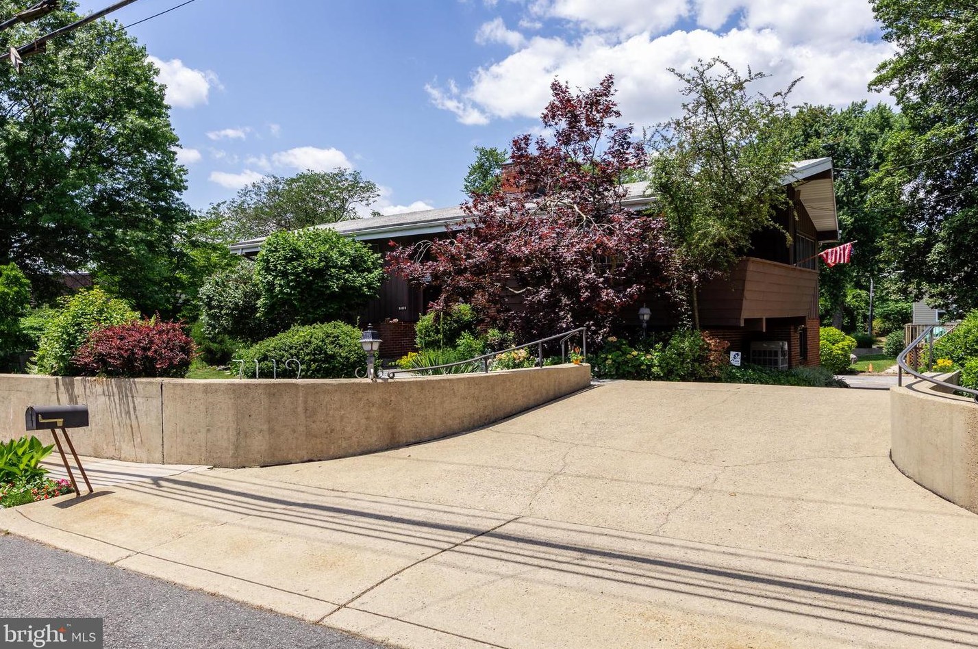 7119 Browning Rd, Camden NJ 08107-1916 exterior