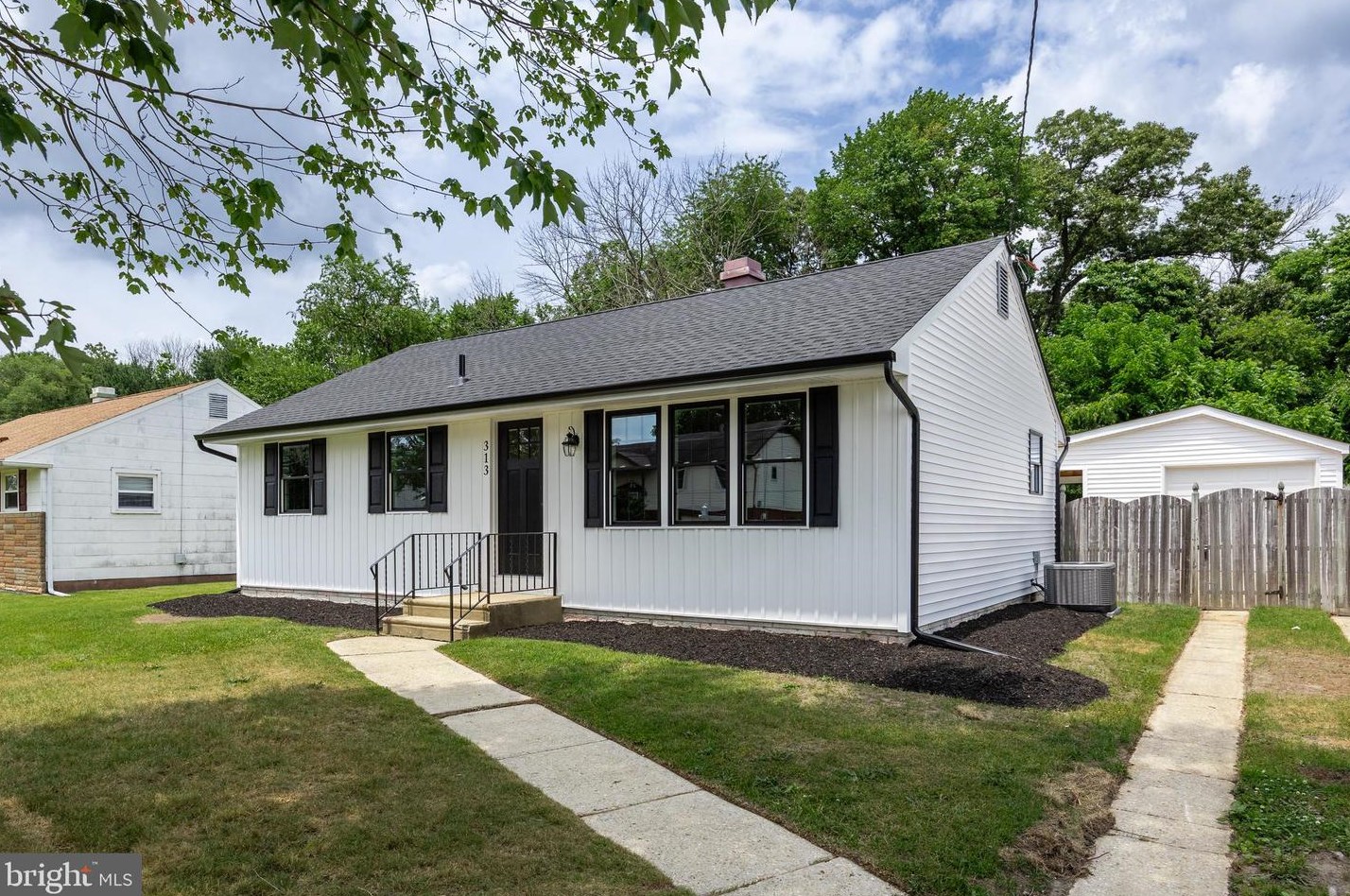 313 Cressmont Ave, Blenheim NJ 08012-3839 exterior