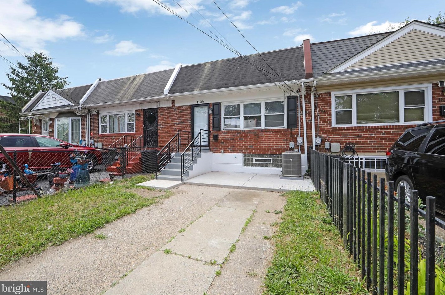 1129 Lake Shore Dr, Camden, NJ 08104