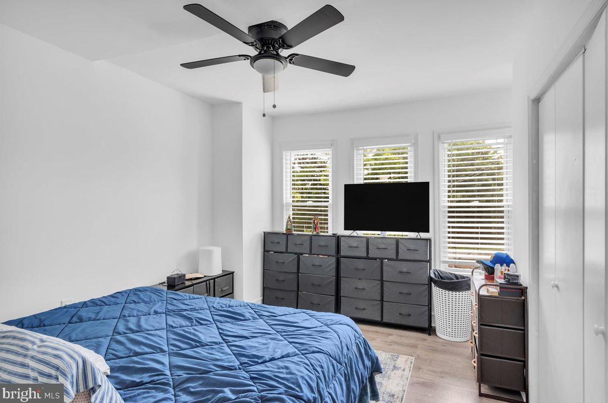 11 Atlantic, Camden NJ 08104-1204 exterior