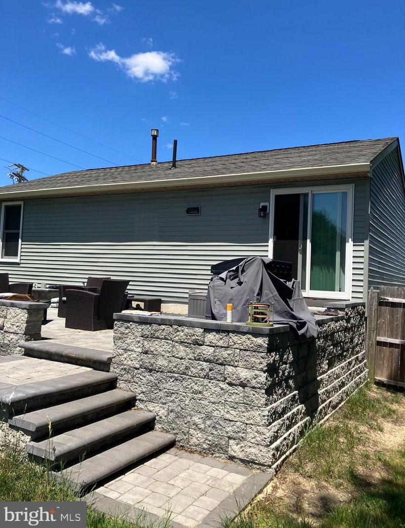 43 Drexel Gate Dr, Erial, NJ 08081