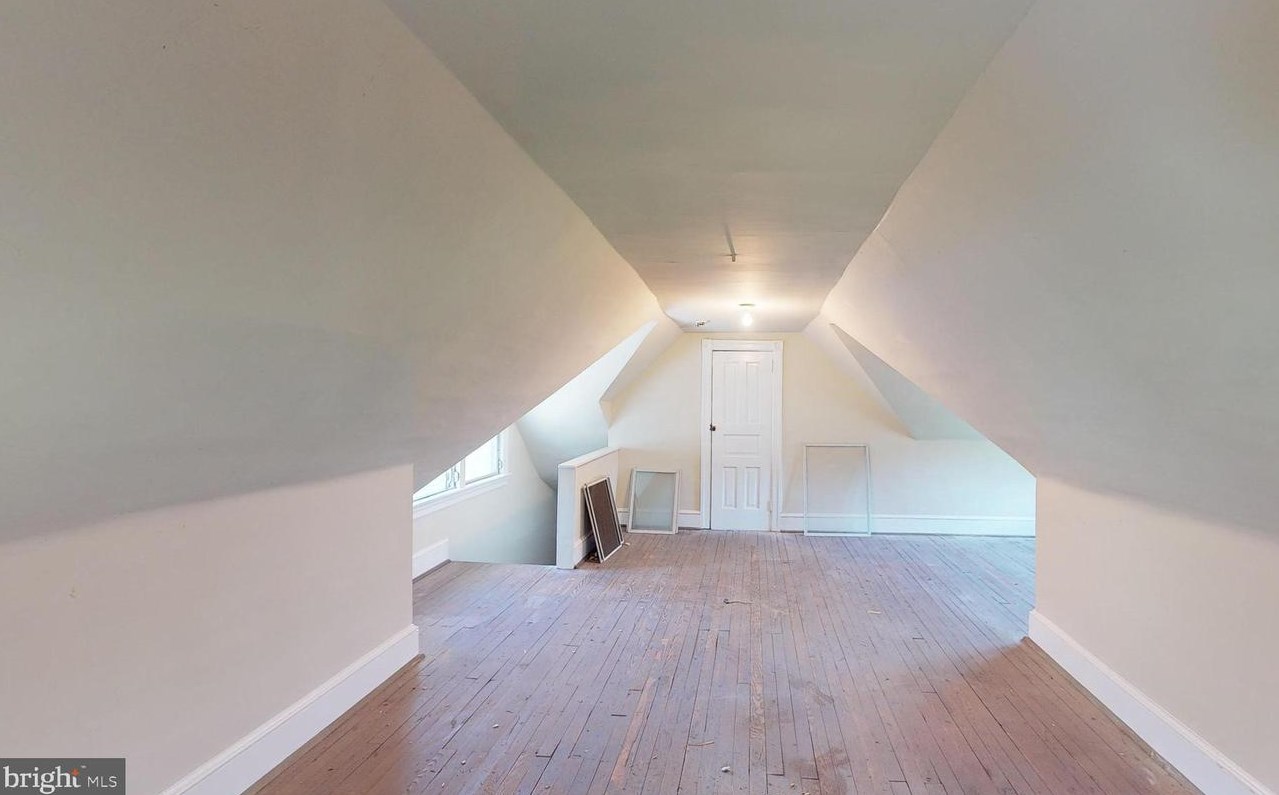 154 Oakland Ave, Camden NJ 08107-1211 exterior