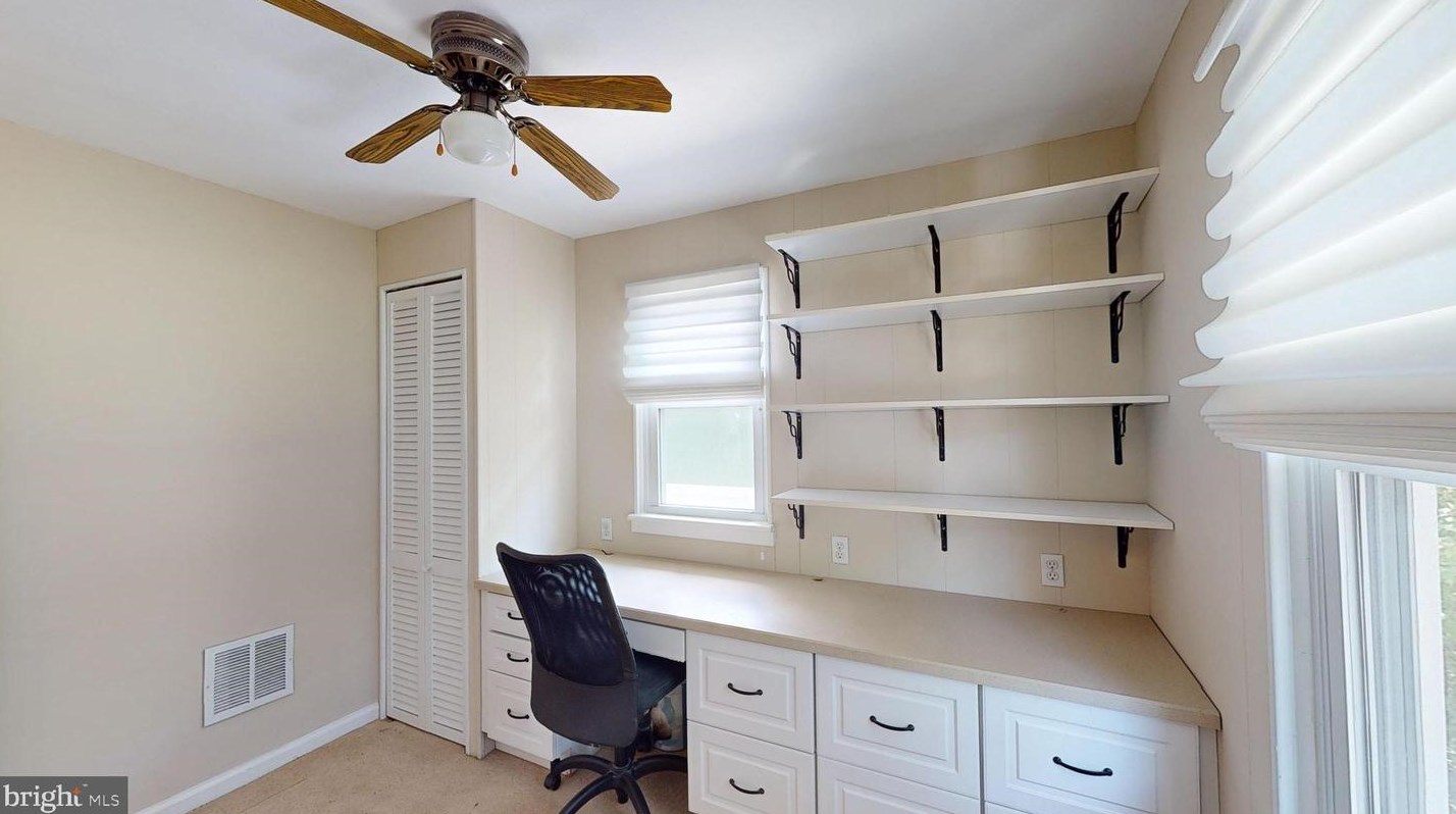 154 Oakland Ave, Camden NJ 08107-1211 exterior